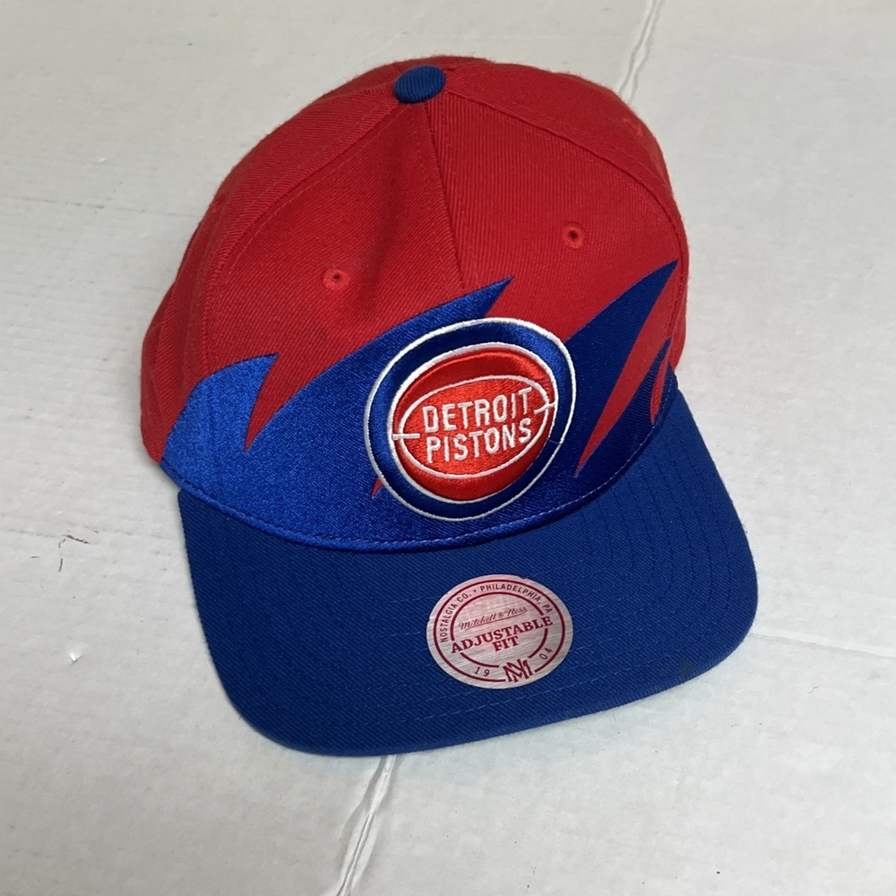 Detroit Pistons Sharktooth Snapback Hat Mitchell & Ness Hardwood Classic